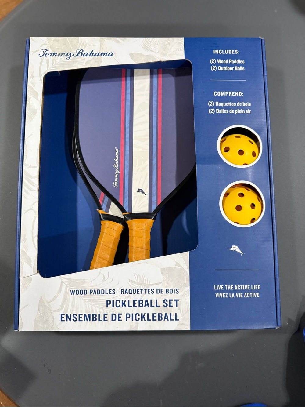 Tommy Bahama Pickleball Set